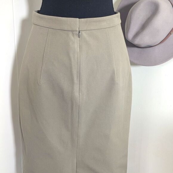Theory 6 Pencil Skirt NWT Minimalist Preppy Light Academia Collegiate Style - Picture 5 of 10